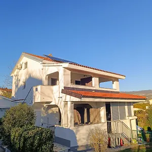 Frank Apartment Šilo